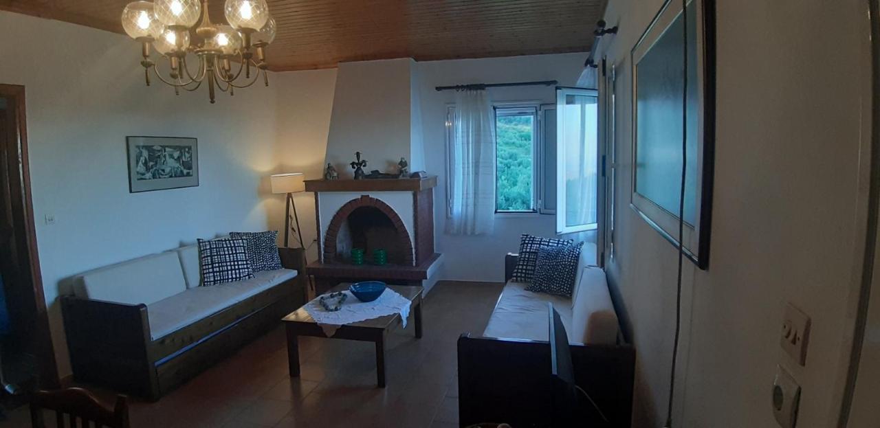 House In Zaloggo Villa Preveza Luaran gambar